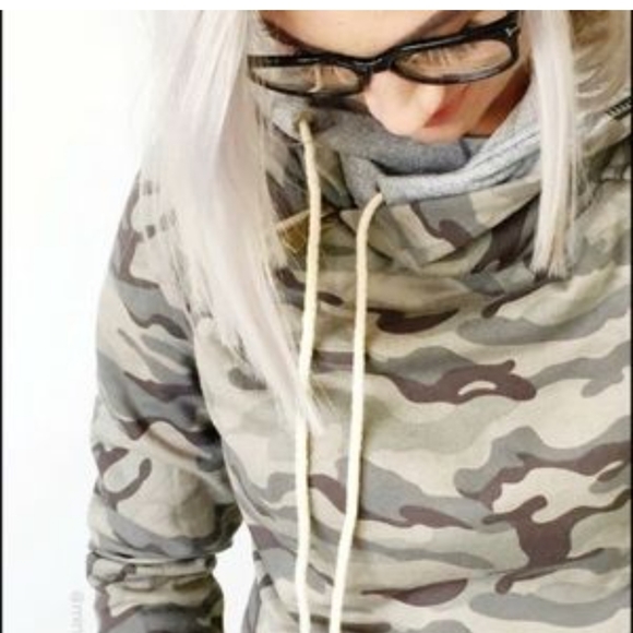 Camo hoode - Picture 4 of 4